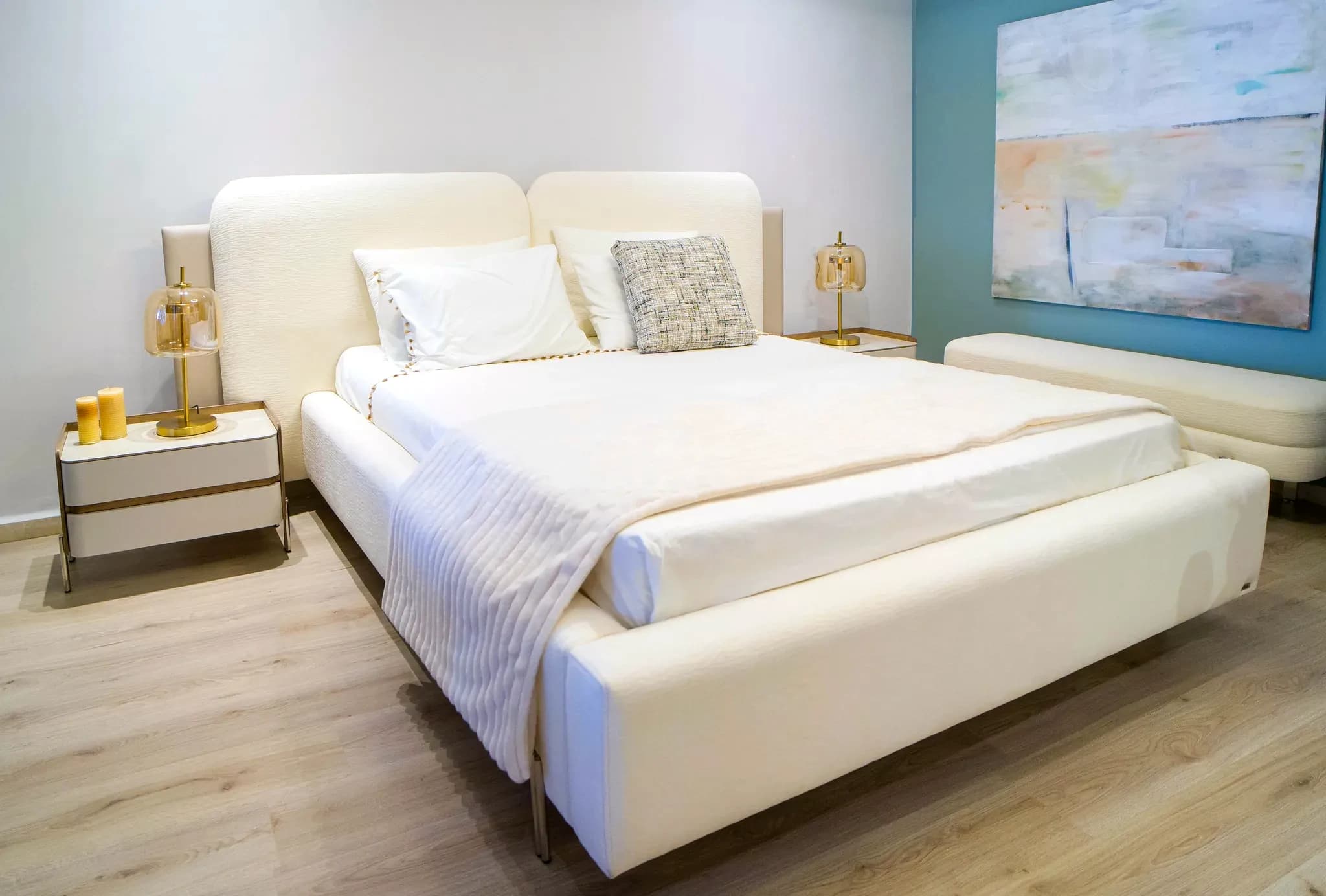 Chambres à coucher exposées en magasin | Èrika Meubles